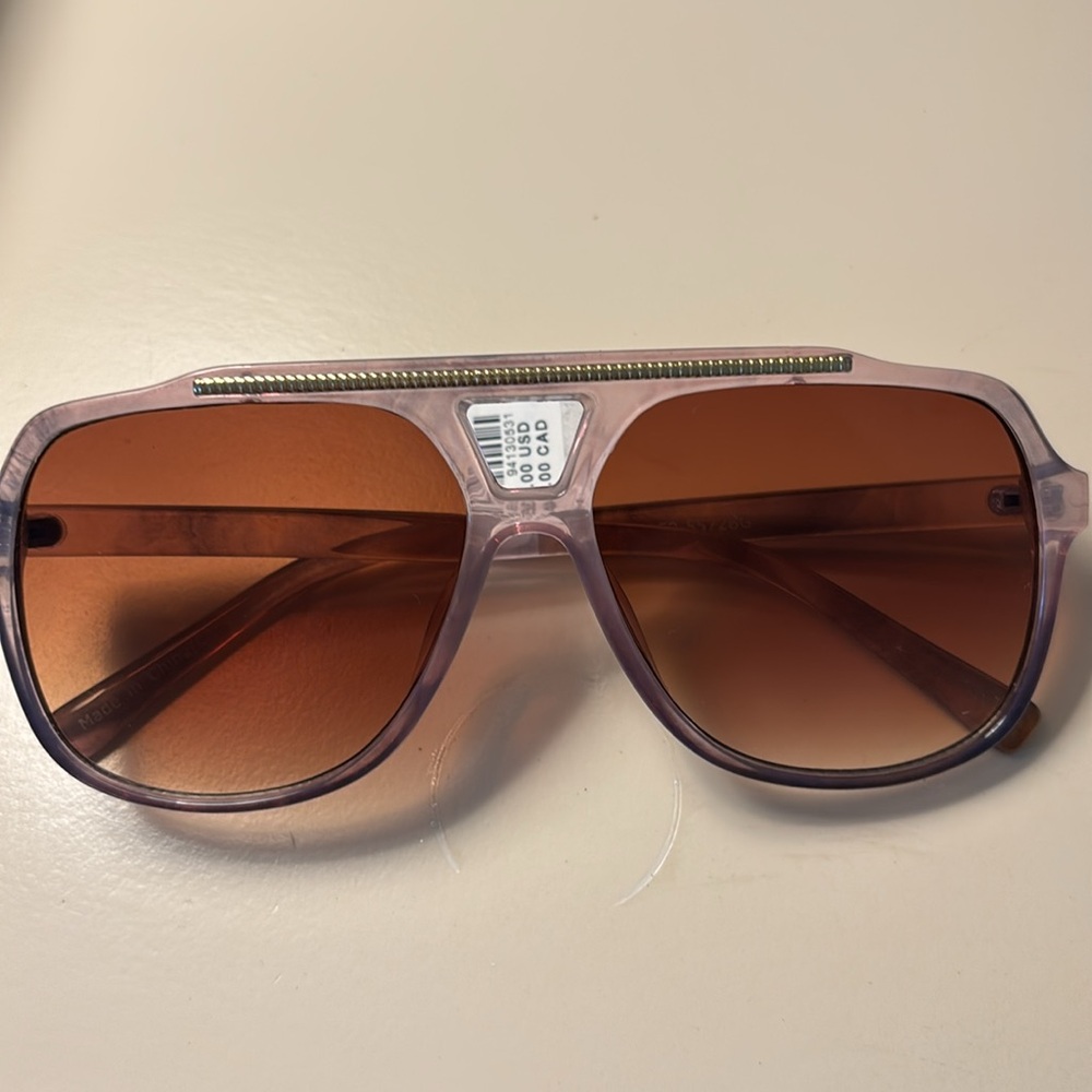 Purple Gold Aviator Sunglasses NWT Anthropologie , super cute! Case included
